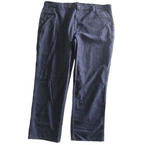 EUC Carhartt Men's Navy Dungaree Fit 46x32
